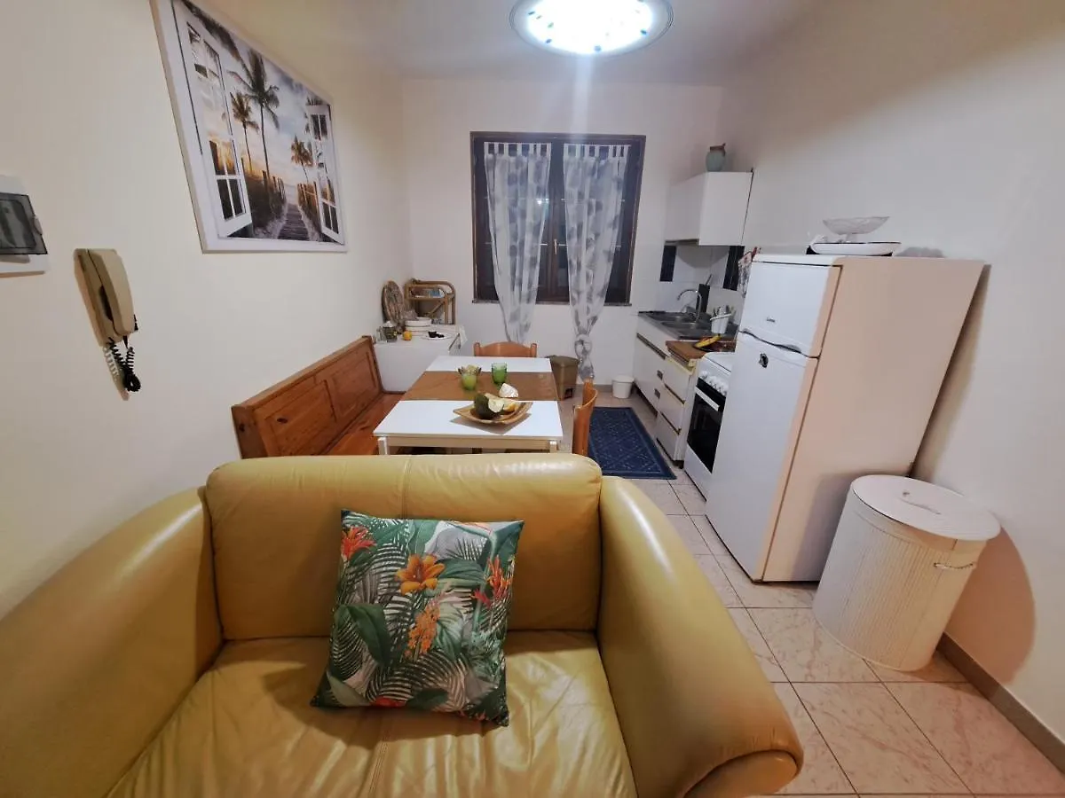 Appartamento Casa Cristoforo Colombo SantʼAntìoco